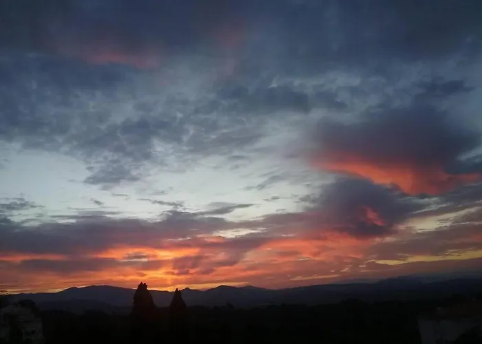 Manomar Ii, Tu Refugio En Gata